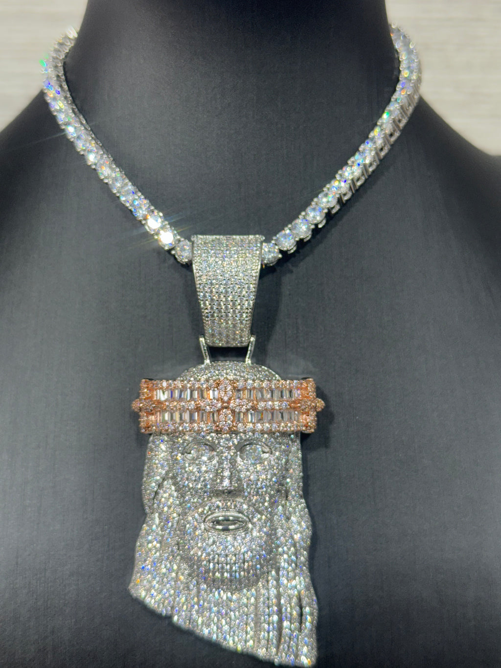Jesus Head Pendant