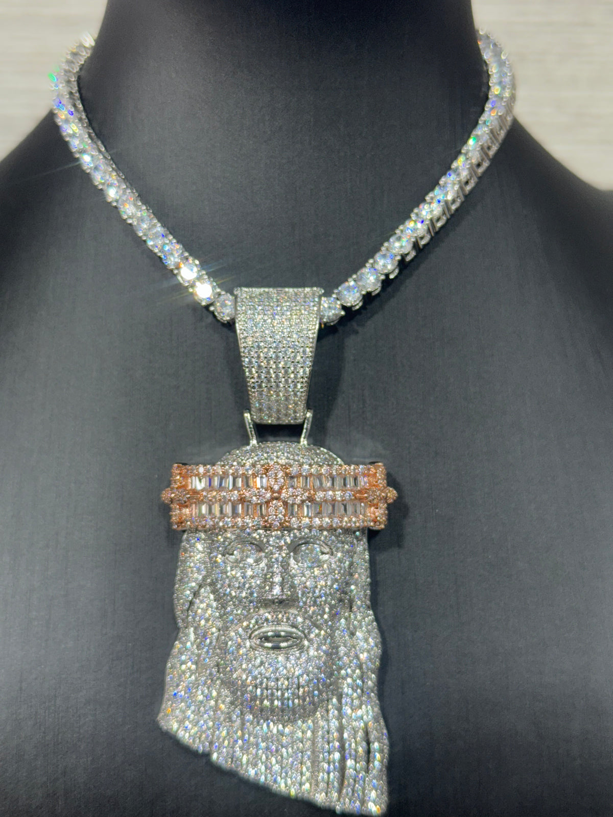 Jesus Head Pendant