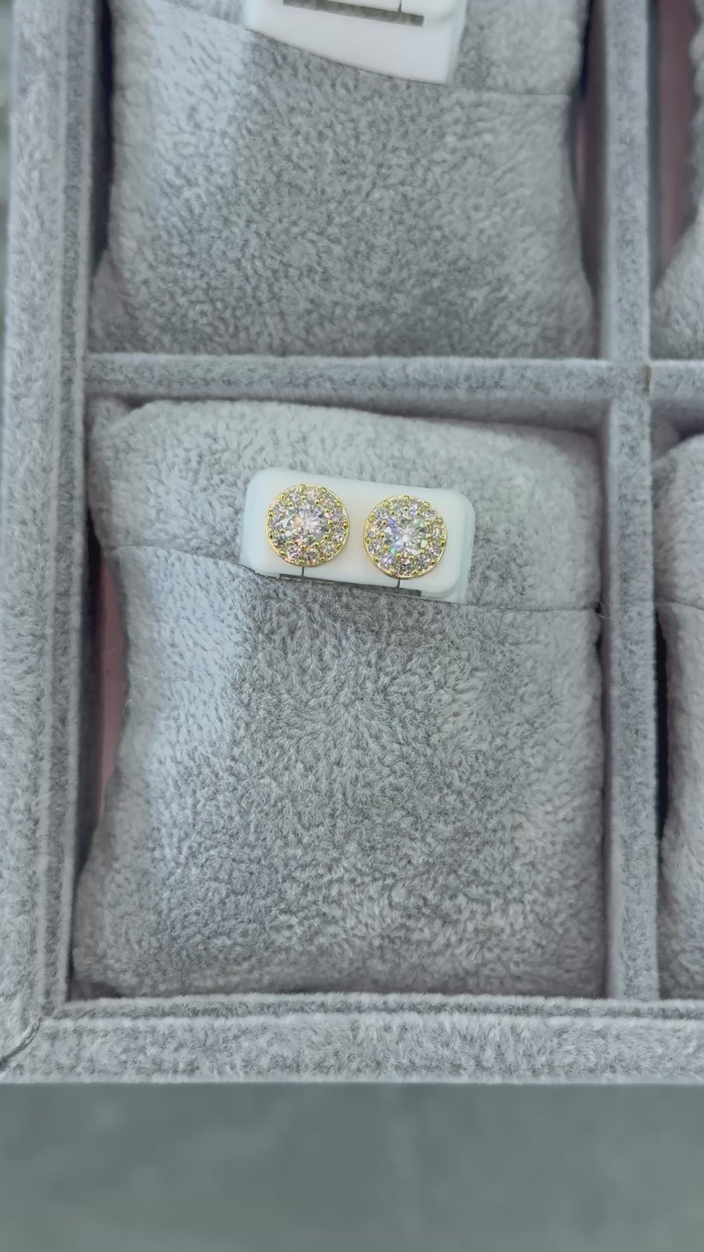 Gold Cluster Earrings(Medium)